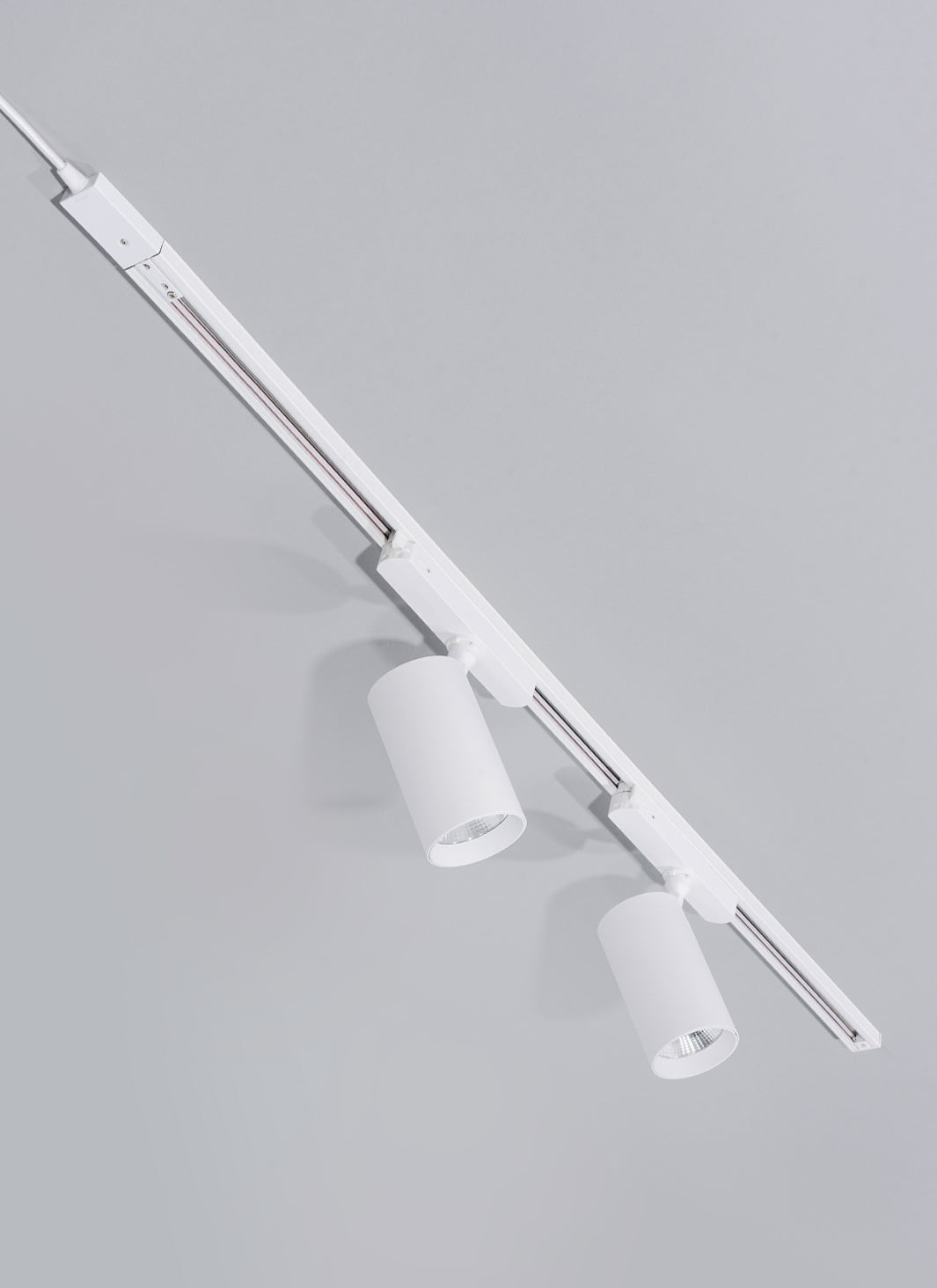 grow light bulbs for track lighting Highland Track Light System Black Outlet Plug Wide (60 Degrees)