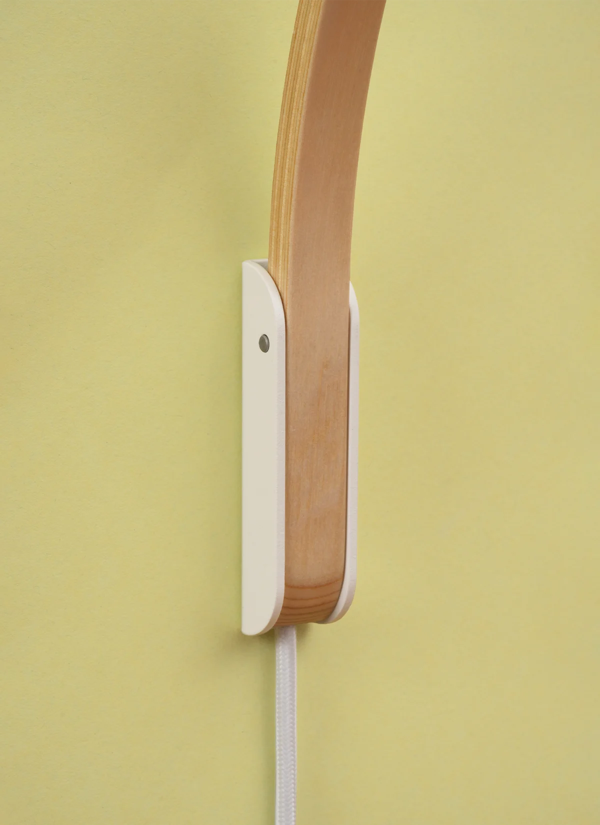 Luna™ Wooden Pendant Wall Mount