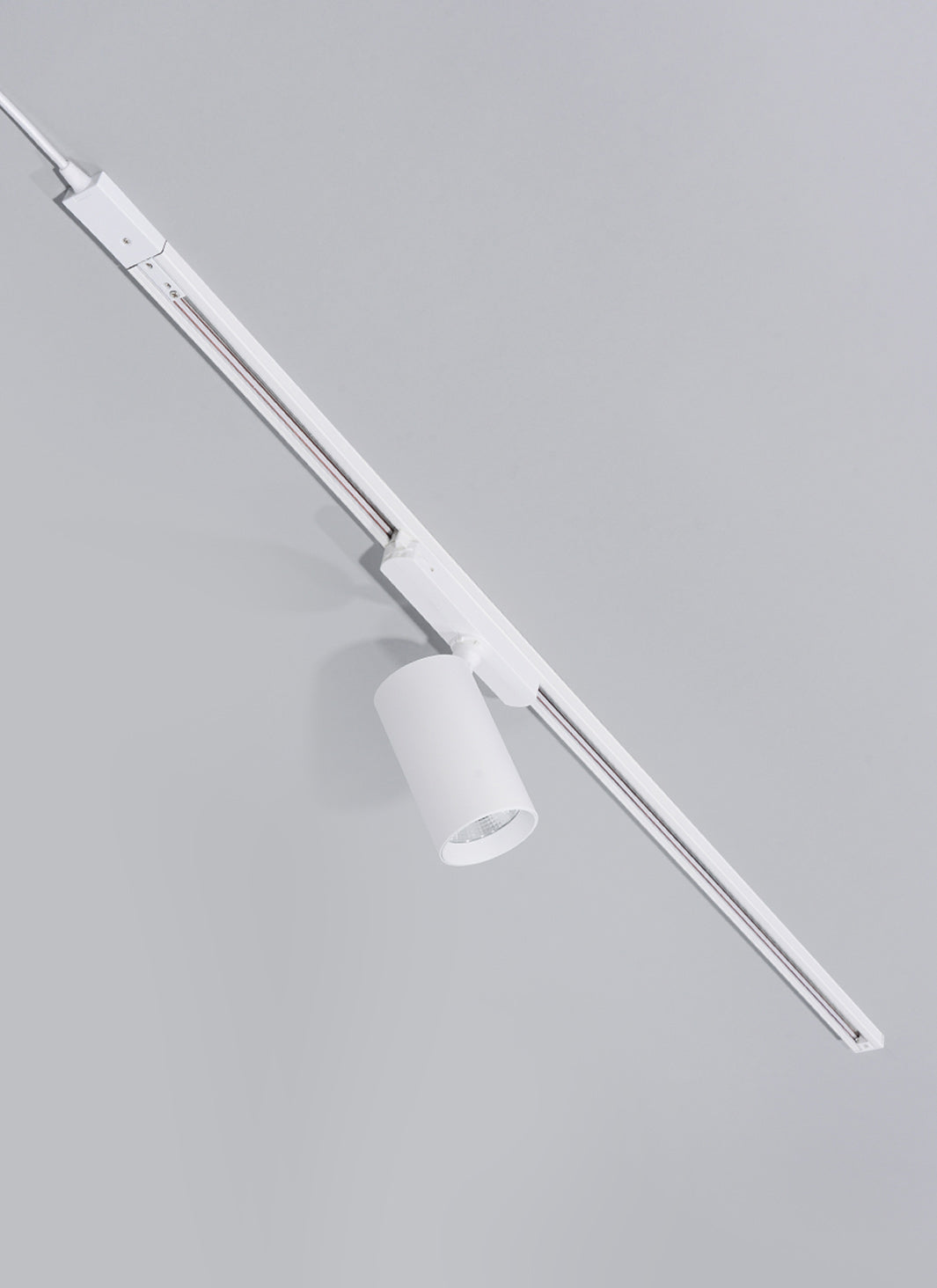 Track Lighting for Indoor Plants | Grow Light Track Lighting | Highland ...
